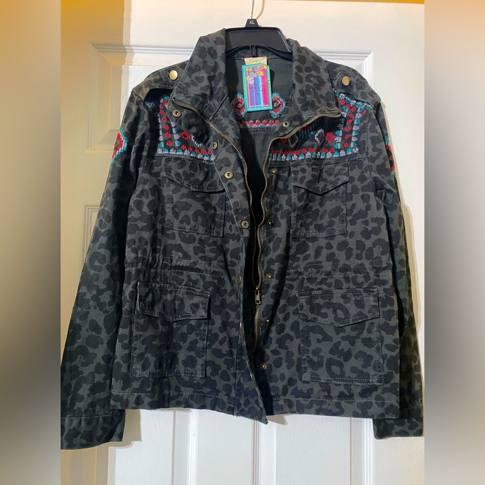 Layerz Clothing Western Aztec Dark Denim Cheetah Zippered Button Cinched Jacket